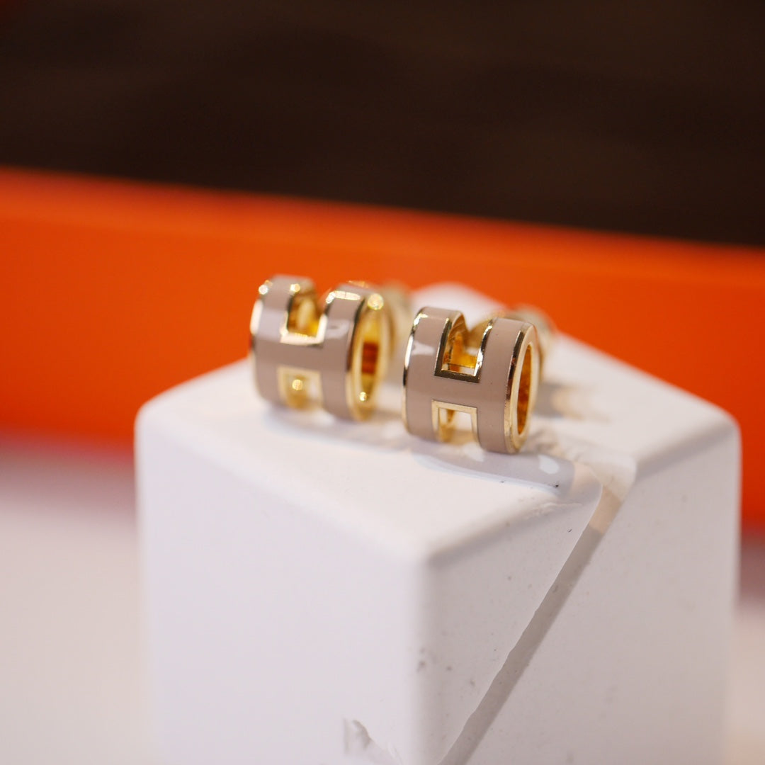 [OAK JURI]MINI POP H GOLD EARRINGS GREY
