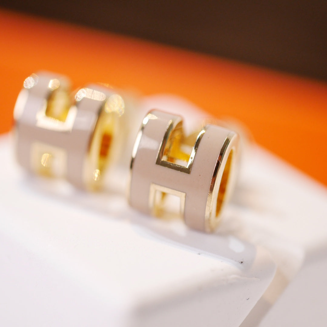 [OAK JURI]MINI POP H GOLD EARRINGS GREY