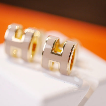 [OAK JURI]MINI POP H GOLD EARRINGS GREY