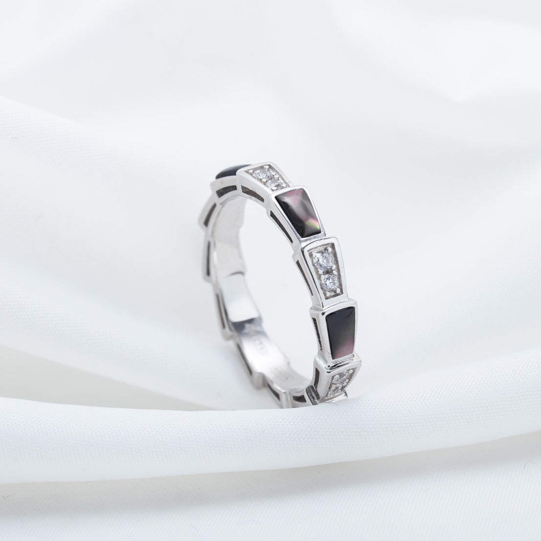 [OAK JURI]SERPENTI RING SILVER  DIAMOND BLACK MOP 3MM