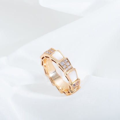 [OAK JURI]SERPENTI RING PINK GOLD MOP DIAMOND PAVED 4MM