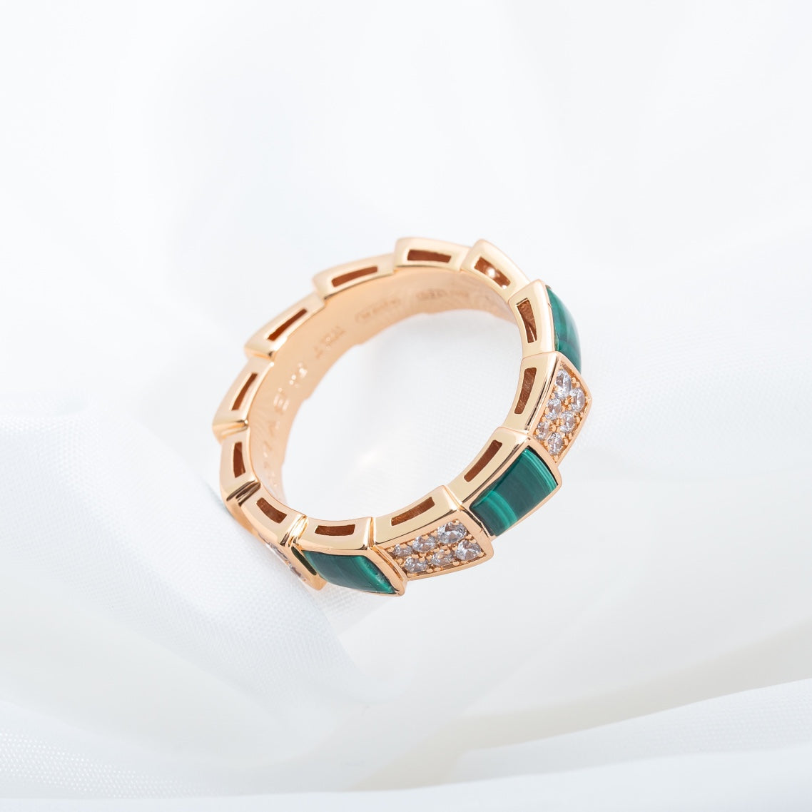 [OAK JURI]SERPENTI RING PINK GOLD MALACHITE DIAMOND PAVED 4MM