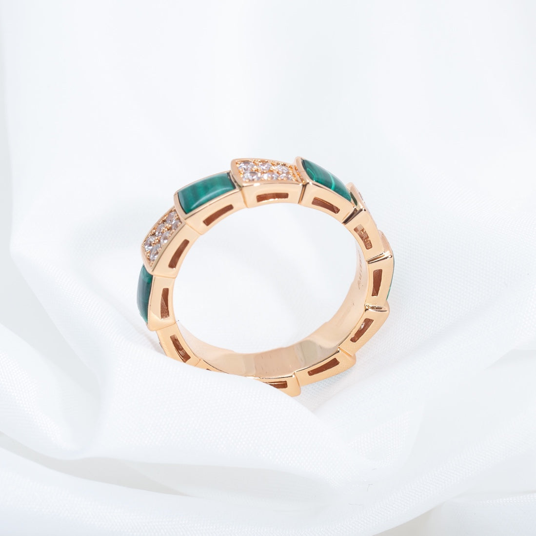 [OAK JURI]SERPENTI RING PINK GOLD MALACHITE DIAMOND PAVED 4MM