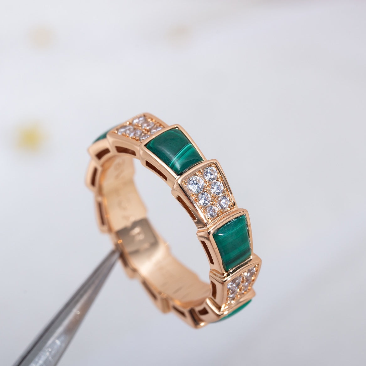 [OAK JURI]SERPENTI RING PINK GOLD MALACHITE DIAMOND PAVED 4MM