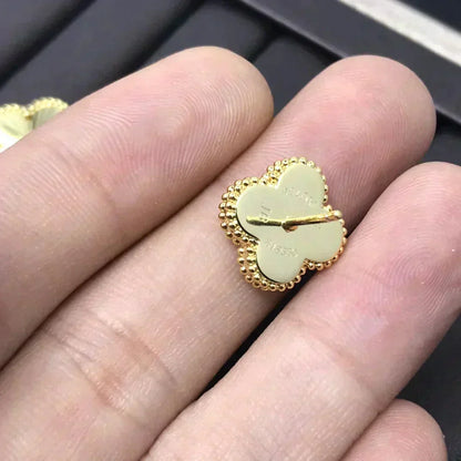 [OAK JURI]CLOVER MINI 9.5MM LASER EARRINGS