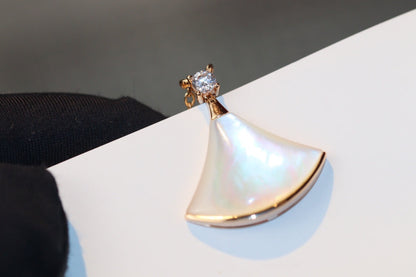 [OAK JURI]DREAM NECKLACE WHITE MOP PINK GOLD 1 DIAMOND