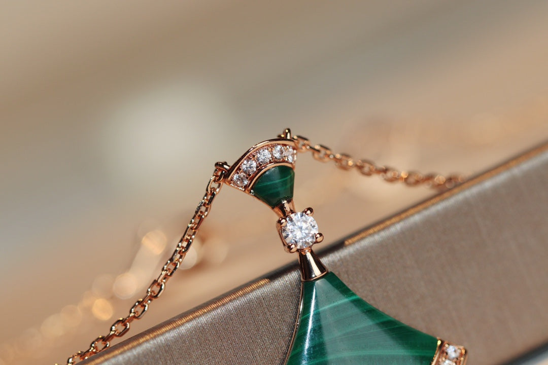 [OAK JURI]DREAM NECKLACE MALACHITE DIAMOND