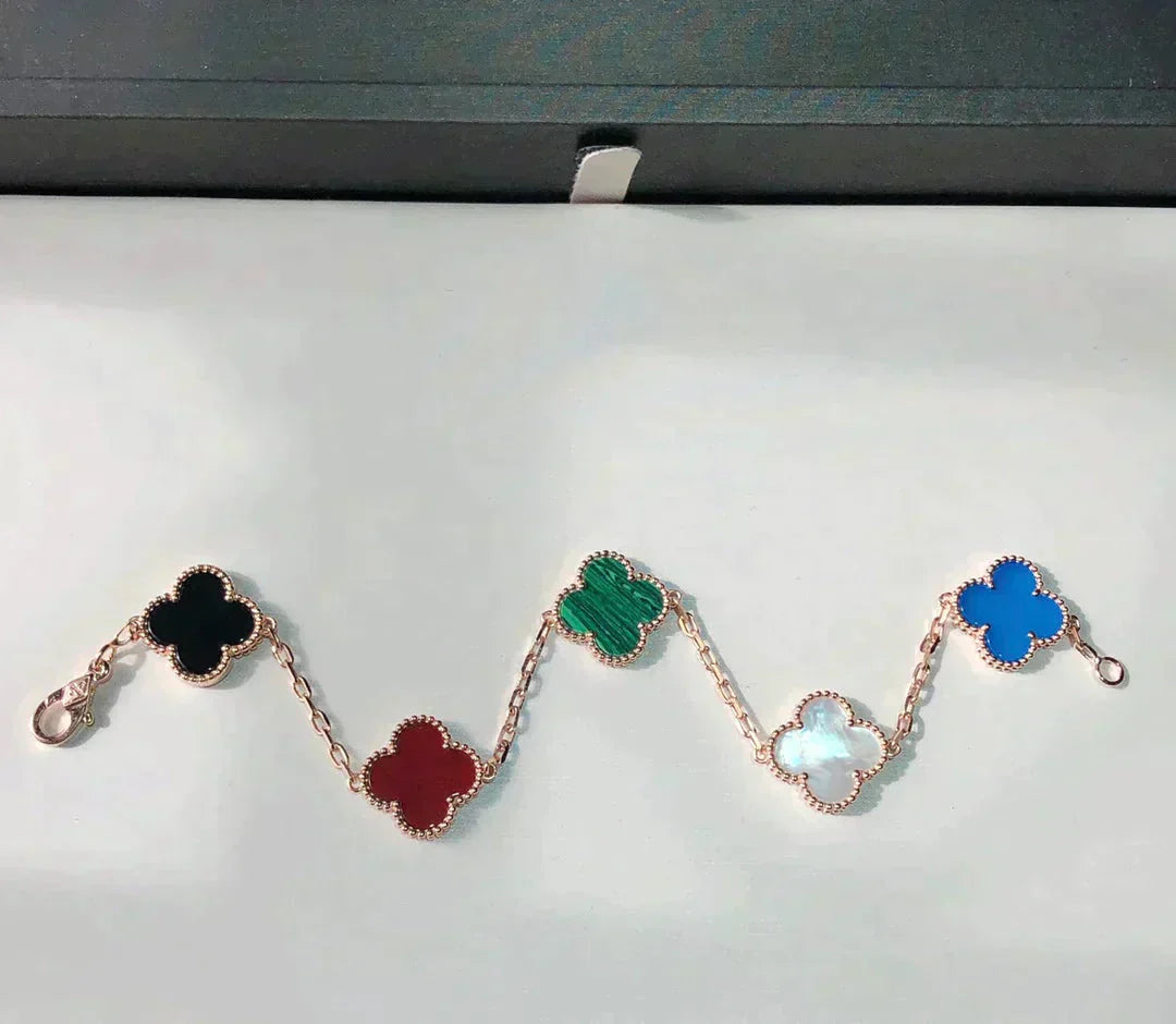 [OAK JURI]CLOVER 5 MOTIFS MULTICOLOR BRACELET