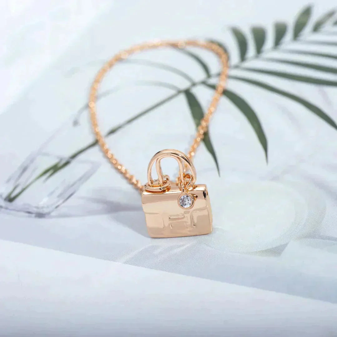 [OAK JURI]AMULETTE PEDANT ROSE GOLD NECKLACE