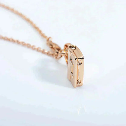 [OAK JURI]AMULETTE PEDANT ROSE GOLD NECKLACE
