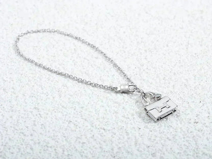 [OAK JURI]AMULETTE PEDANT SILVER NECKLACE