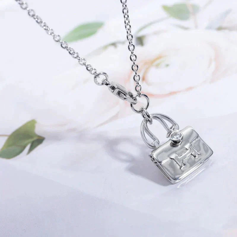 [OAK JURI]AMULETTE PEDANT SILVER NECKLACE