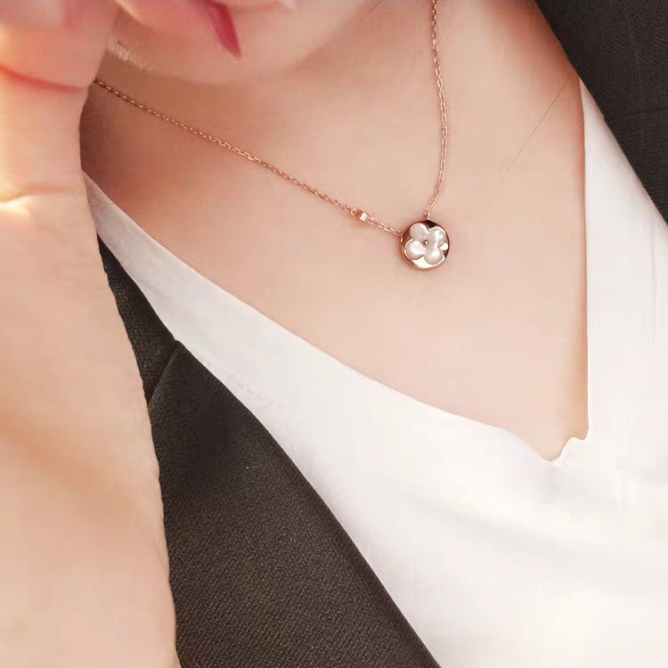 [OAK JURI]SUN MOP GOLD 1 DIAMOND NECKLACE