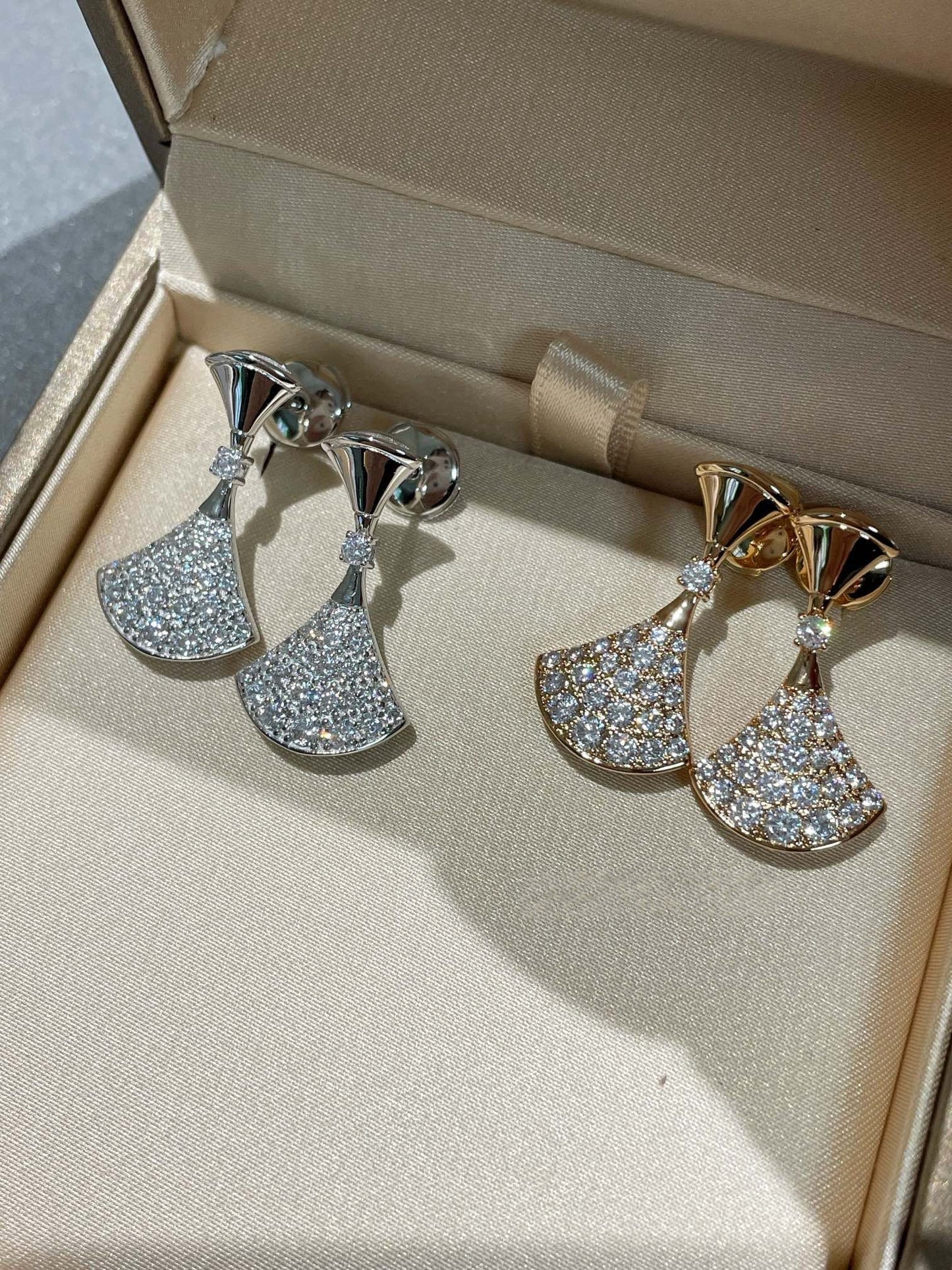 [OAK JURI]DREAM EARRINGS DIAMOND