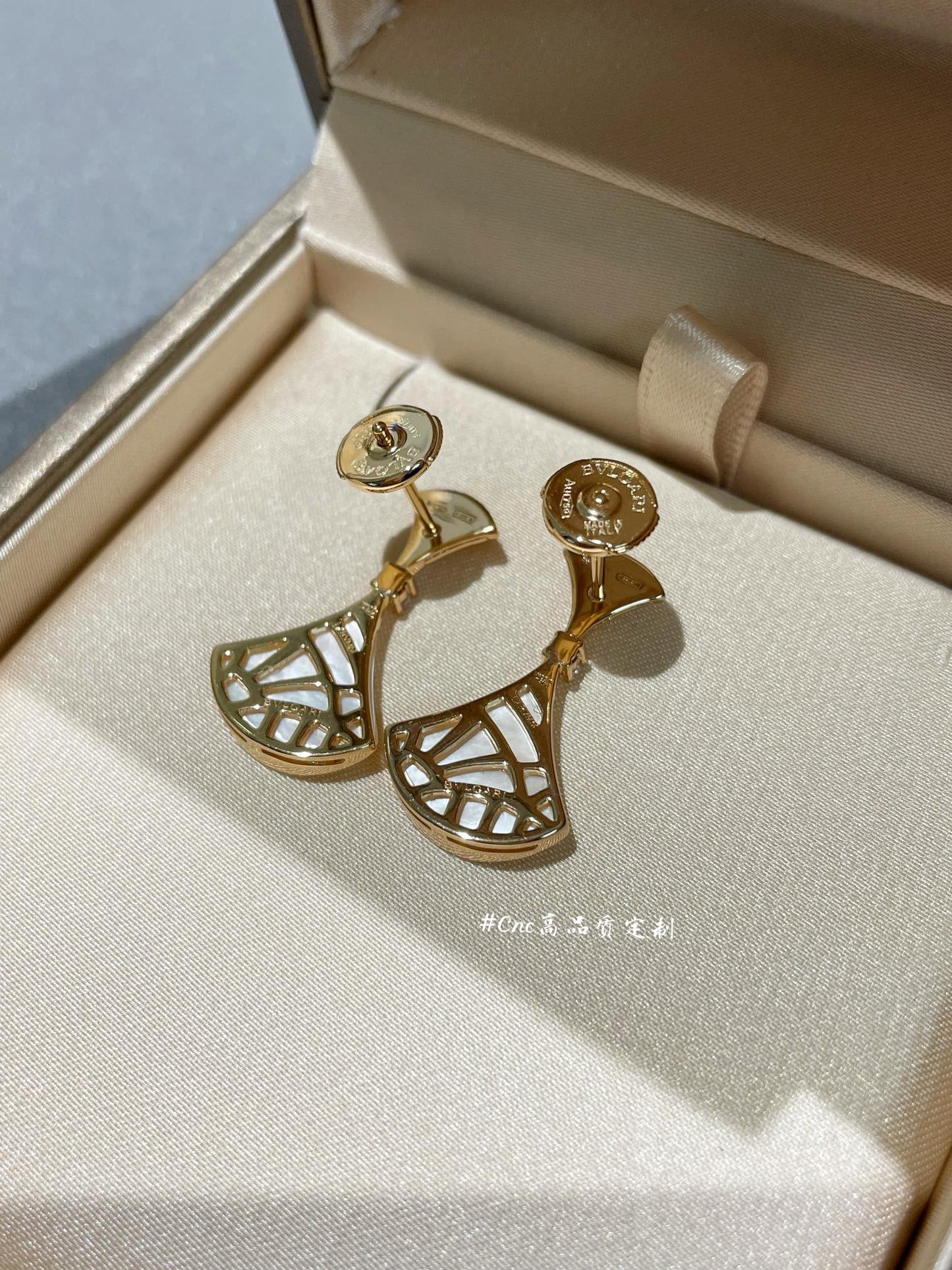 [OAK JURI]DREAM MOP 1 DIAMOND EARRINGS