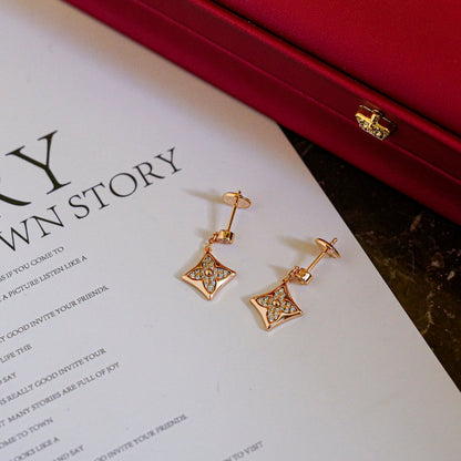 [OAK JURI]STAR DIAMONDS EARRINGS GOLD