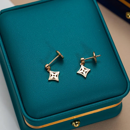 [OAK JURI]STAR EARRINGS GOLD