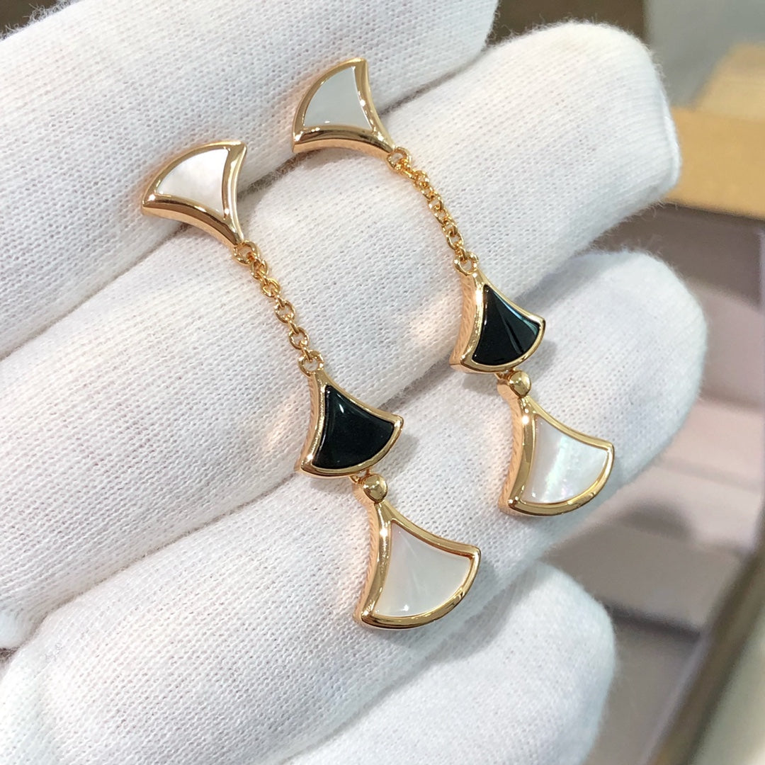[OAK JURI]DREAM EARRINGS 3 MOTIFS ONYX MOP PINK GOLD