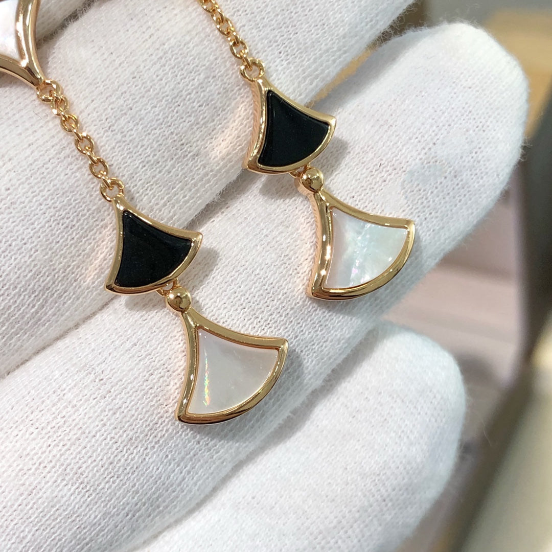 [OAK JURI]DREAM EARRINGS 3 MOTIFS ONYX MOP PINK GOLD