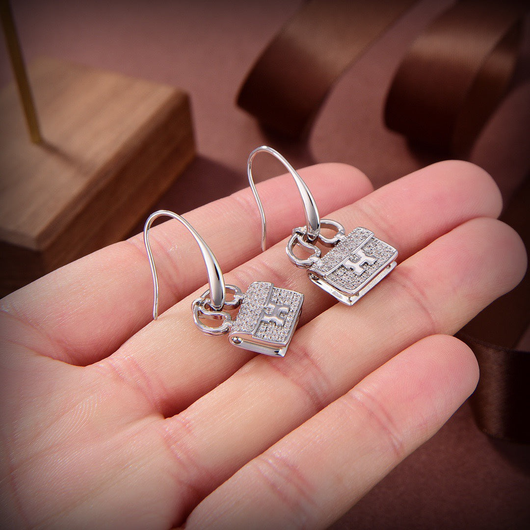 [OAK JURI]KELLY DIAMOND EARRINGS