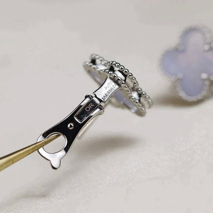 [OAK JURI]CLOVER MEDIUM 1 MOTIFS  WHITE MOP EARRINGS SILVER