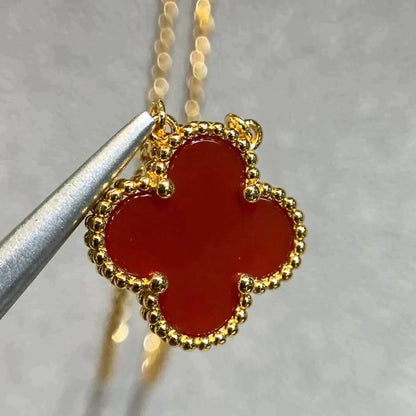 [OAK JURI]CLOVER 15MM CARNELIAN SINGLE FLOWER NECKLACE