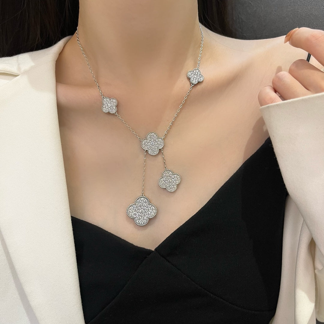 [OAK JURI]CLOVER 5 MOTIFS SILVER DIAMONDS NECKLACE
