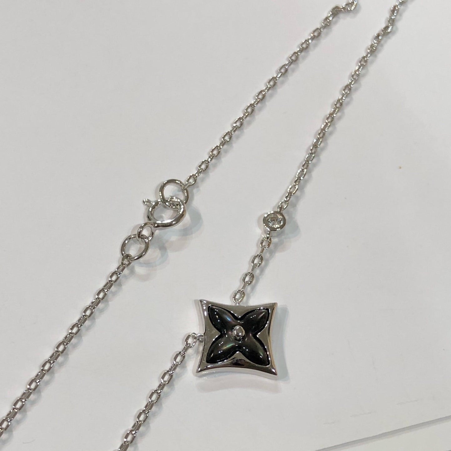 [OAK JURI]STAR BLACK MOP NECKLACE