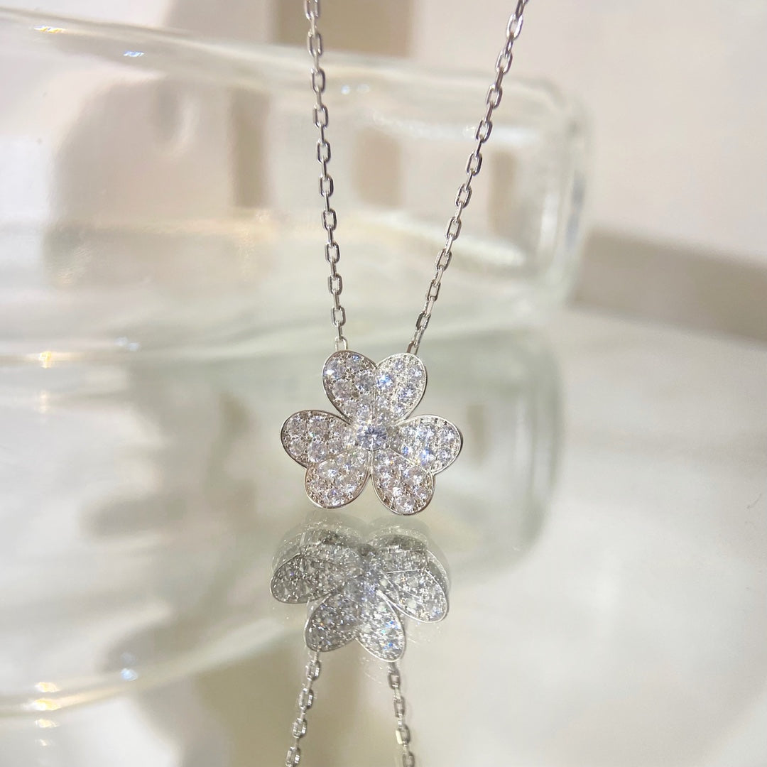 [OAK JURI]FLOWER DIAMOND NECKLACE