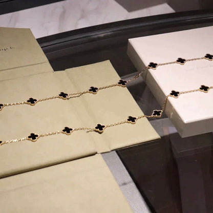 [OAK JURI]CLOVER 20 MOTIFS ONYX NECKLACE