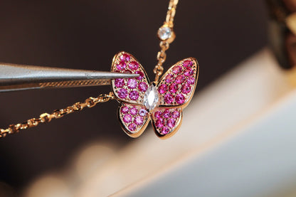 [OAK JURI]BUTTERFLY RED DIAMOND ROSE GOLD NECKLACE