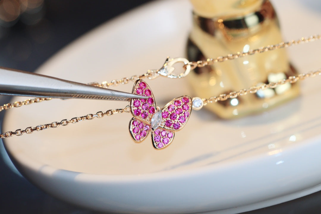 [OAK JURI]BUTTERFLY RED DIAMOND ROSE GOLD NECKLACE