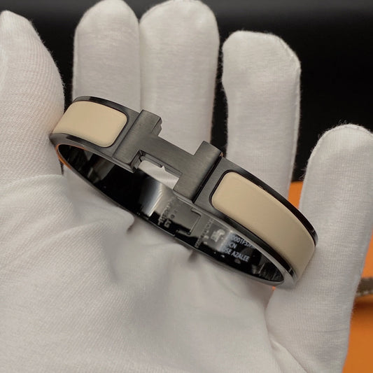 [OAK JURI]H BRACELET 12MM BLACK BEIGE CERAMIC