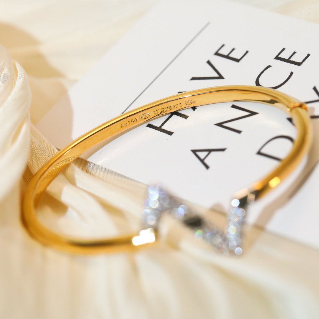 [OAK JURI]VOLTE UPSITE DOWN GOLD DIAMOND BRACELET