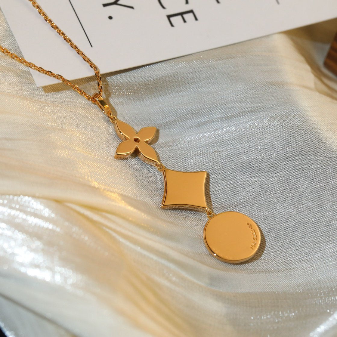 [OAK JURI]STAR AND SUN DIAMOND PINK GOLD NECKLACE