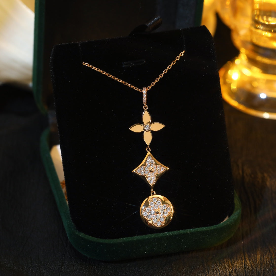 [OAK JURI]STAR AND SUN DIAMOND PINK GOLD NECKLACE