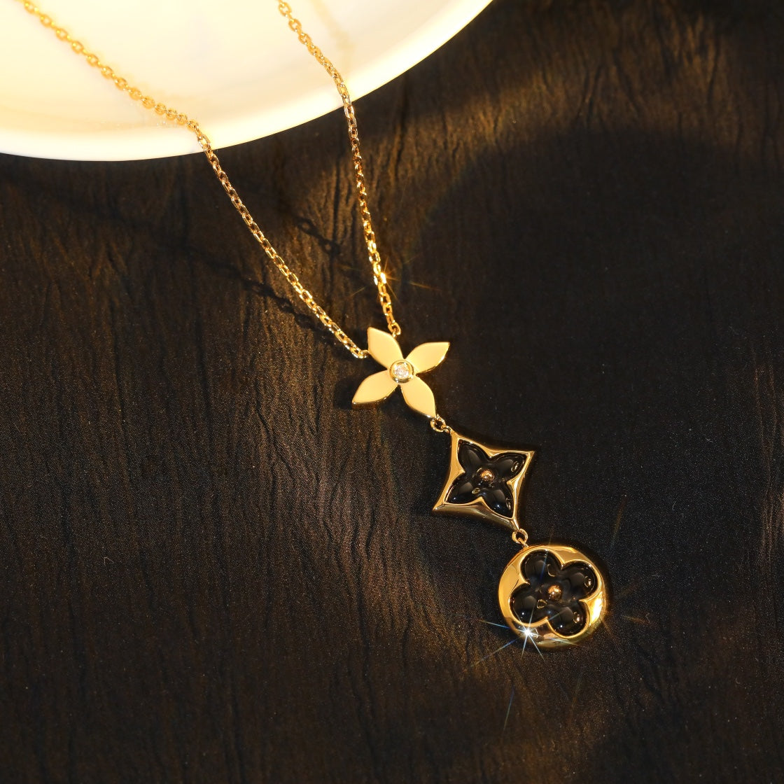 [OAK JURI]STAR AND SUN ONYX PINK GOLD NECKLACE