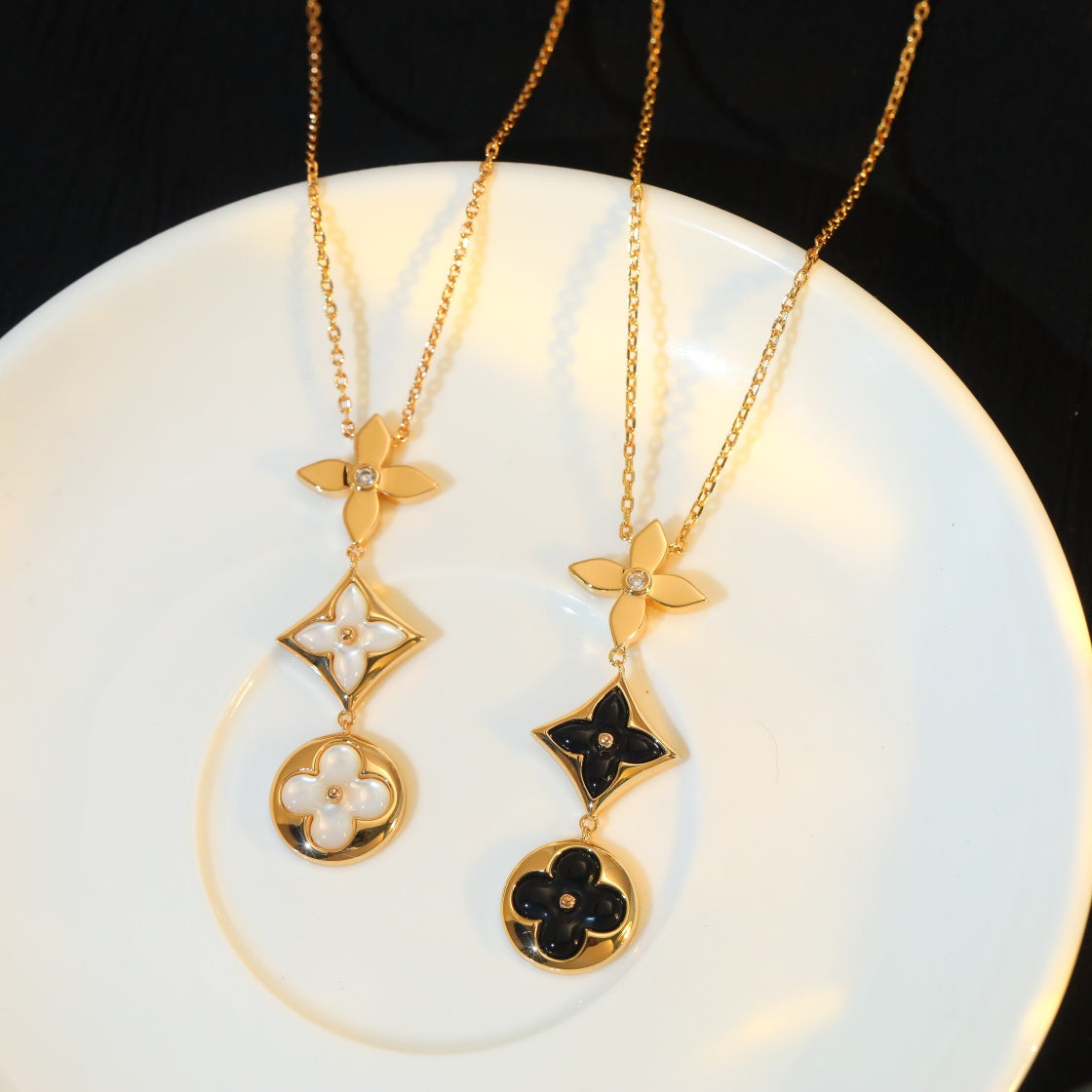 [OAK JURI]STAR AND SUN ONYX PINK GOLD NECKLACE