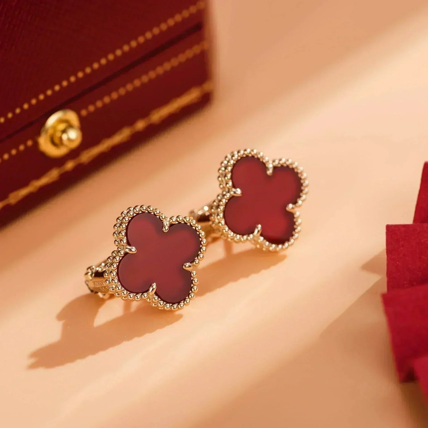 [OAK JURI]CLOVER MEDIUM 1 MOTIFS CARNELIAN  EARRINGS