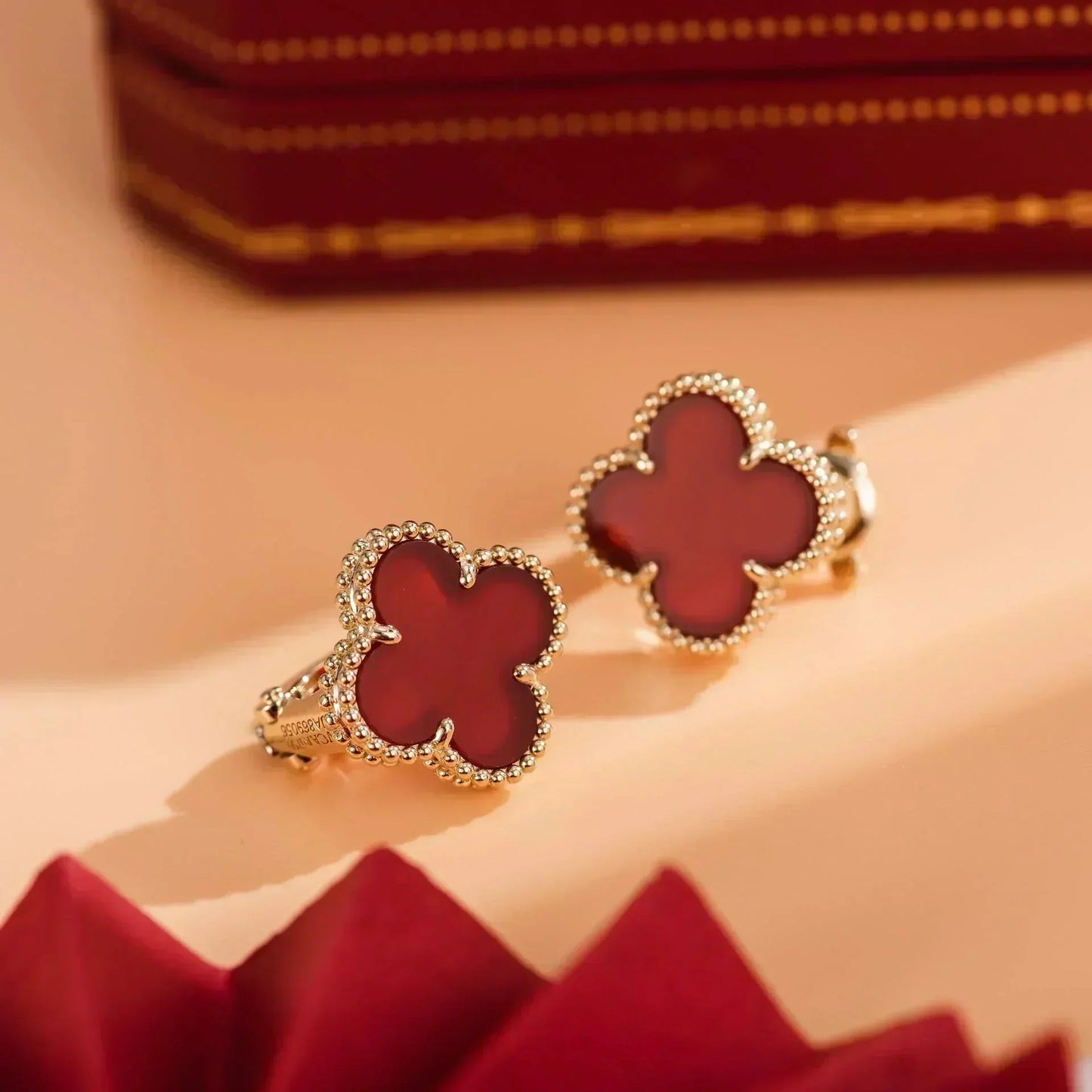[OAK JURI]CLOVER MEDIUM 1 MOTIFS CARNELIAN  EARRINGS