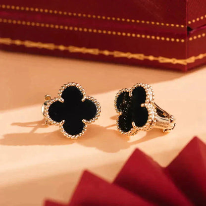 [OAK JURI]CLOVER MEDIUM 1 MOTIFS  ONYX STUD EARRINGS