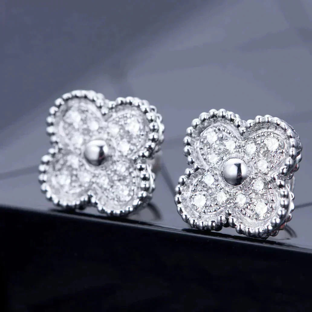 [OAK JURI]CLOVER 1 MOTIFS DIAMOND STUD EARRINGS SILVER