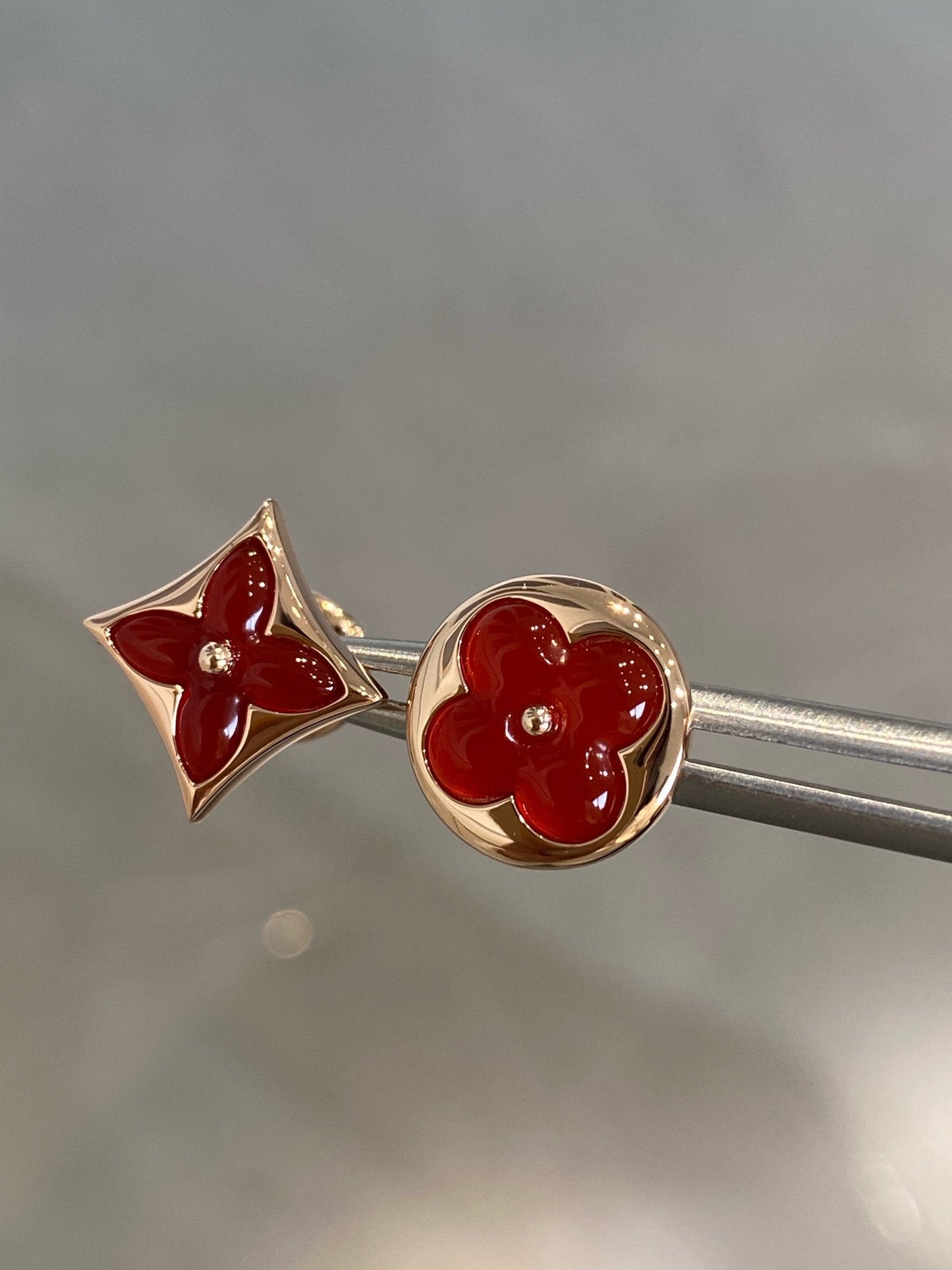 [OAK JURI]STAR AND SUN PINK GOLD CARNELIAN STUD EARRINGS