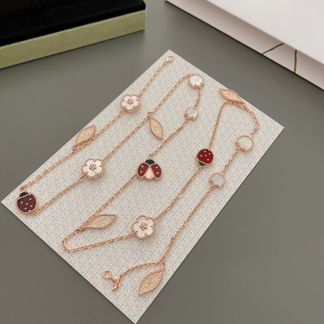 [OAK JURI]LUCKY SPRING 15 MOTIFS ROSE GOLD NECKLACE