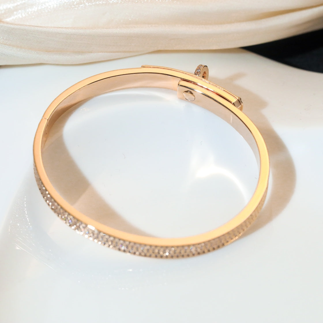 [OAK JURI]KELLY BRACELET DIAMOND PAVED
