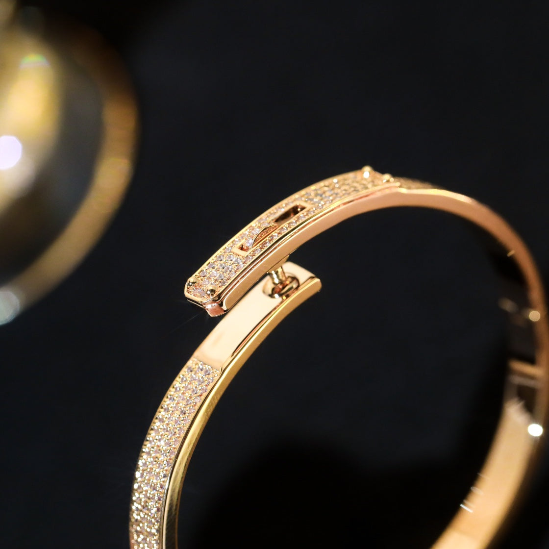 [OAK JURI]KELLY BRACELET DIAMOND PAVED
