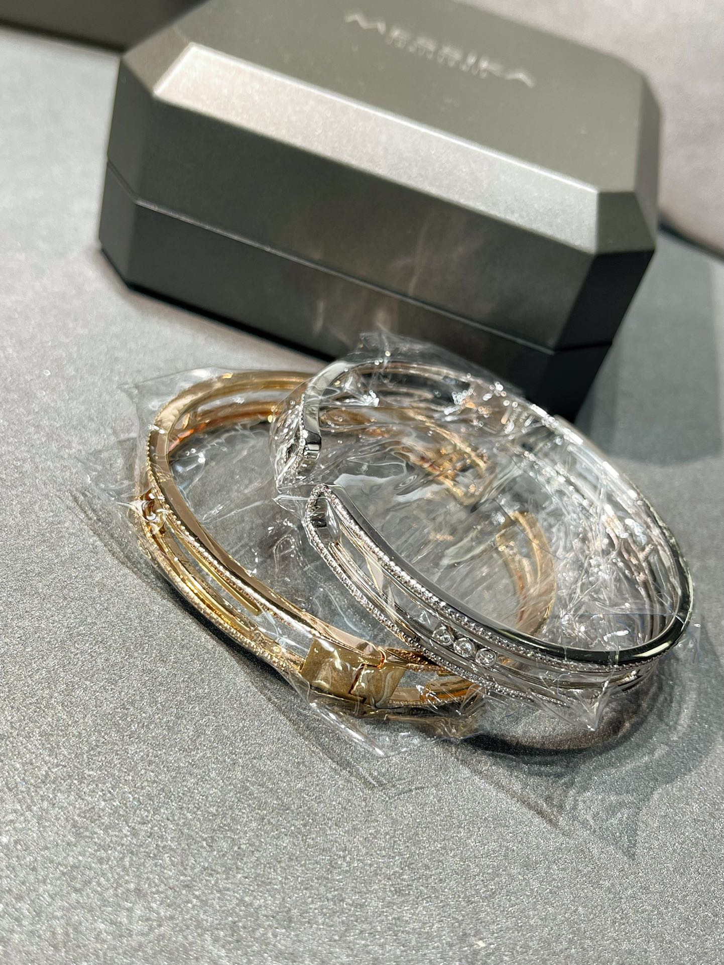 [OAK JURI]MOVE 10TH PAVED DIAMOND BRACELET