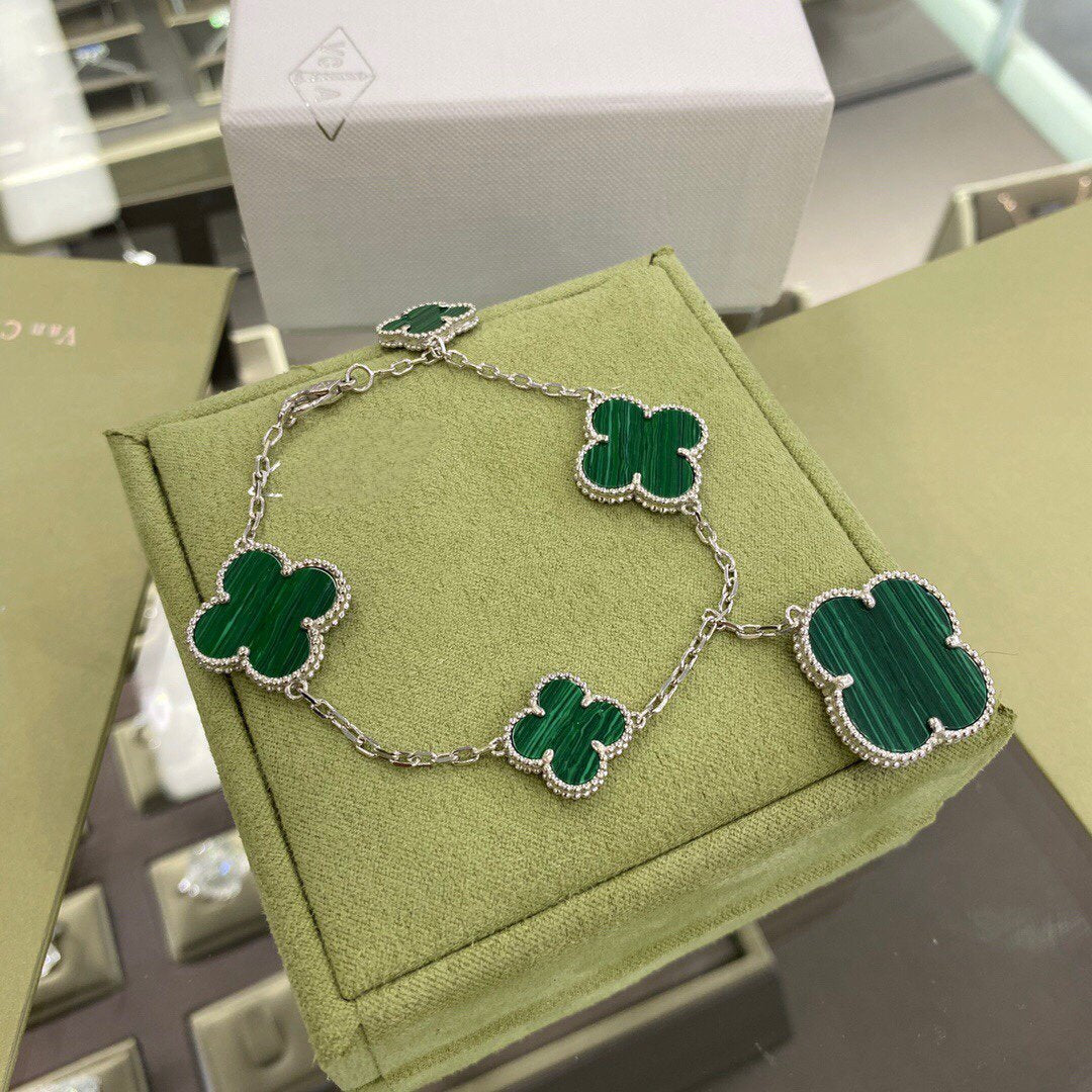 [OAK JURI]CLOVER 5 MOTIFS SIVLER MALACHITE BRACELET