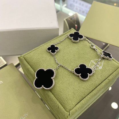 [OAK JURI]CLOVER 5 MOTIFS SIVLER ONYX BRACELET