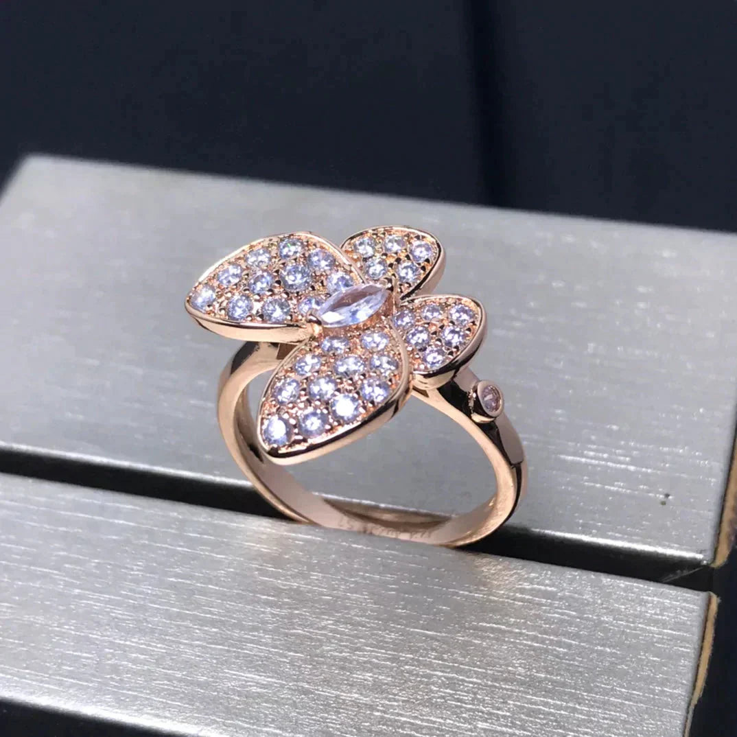 [OAK JURI]BUTTERFLY PINK GOLD DIAMOND RING